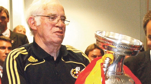 IN MEMORIAM Luis Aragones