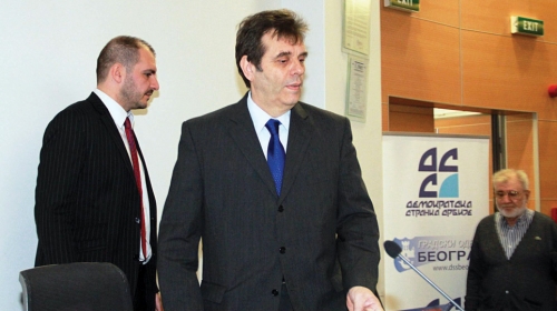 Nije mu lako: Vojislav Koštunica