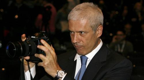 Tadić sa fotoaparatom