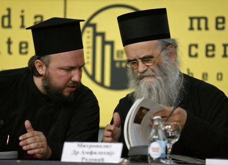 Velibor Džomić