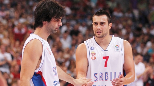 Večeras će znati imena  rivala: Teodosić i Paunić