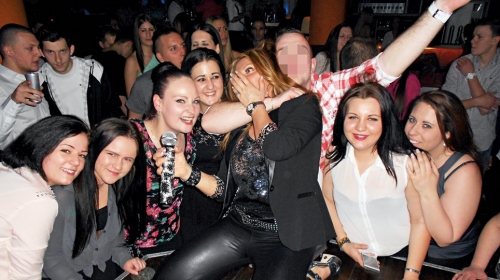 Od ljubavi  do „španske  kragne“ kratak  je put: Indira se  borila za  vazduh