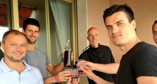 Nole, boem!