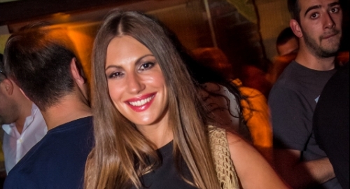 Nevena Adžemović u provodu | Foto: Stara pesma
