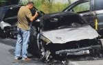 Uništena  četiri  automobila