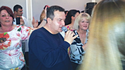 Žene vole  ministra