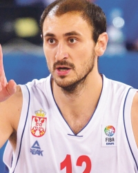 Povratak kapitena: Nenad Krstić