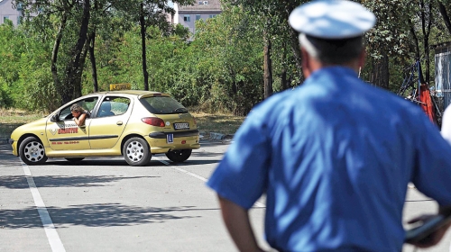 Za 85 dana treba da bude obučeno 150.000 kandidata