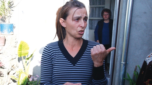 „Lekar me je pogledao tužno i rekao: ‘Ali,  znate... On je u dubokoj komi‘. Videla sam samo  ravnu crtu na monitoru“, priča Bilj