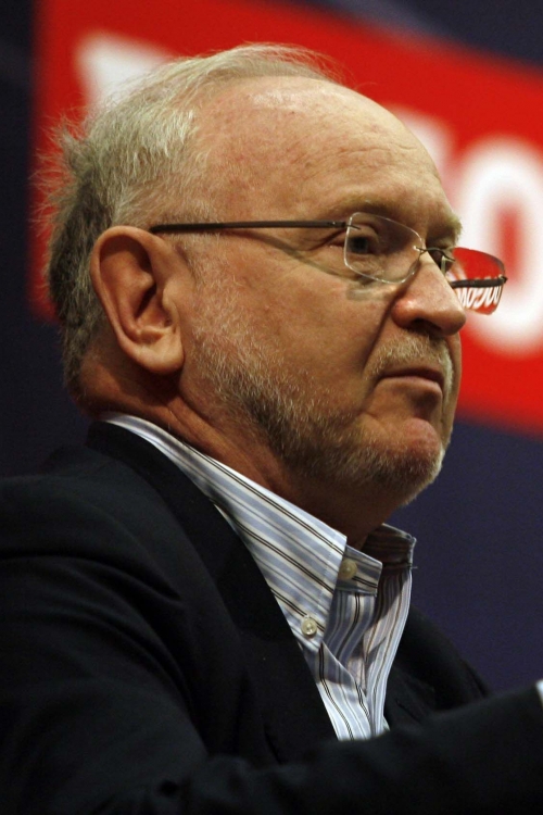 Žarko Korać