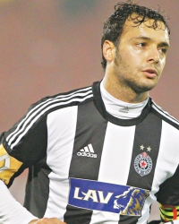 Četvrti Srbin u Genčlerbirligiju: Nemanja Tomić