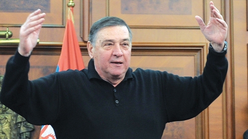 Fotelja  u SPS-u me  ne zanima  Mrkonjić