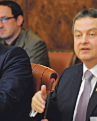 Dačić imenovao Sjekloću na predlog Veljka Odalovića (levo)