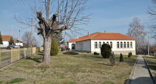 Škola u Čumiću