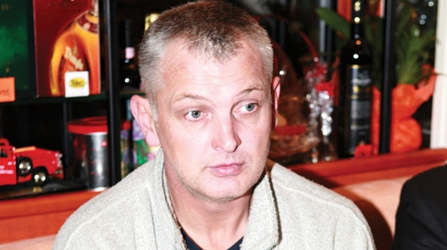 „Roštilj je uvek  popularan,  može da se obrne  bilo kad”, kaže  Žarko za „Alo!”
