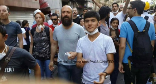 Halit Ergenc se pridružio demonstrantima