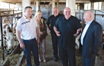 Političari, izađite iz kabineta:  Dragan Marković Palma