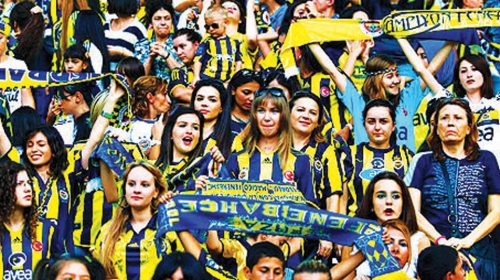 Možda najbolje rešenje: Žene i deca na stadionu