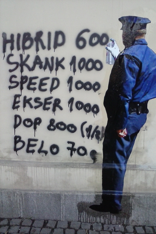 Frafit na zgradi suda