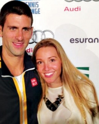 Nole sa Jelenom u  Kaliforniji
