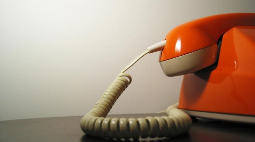 fiksni telefon