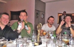 Društvo u provodu: Vlado, Dejan, Željko i Dado sa prijateljima