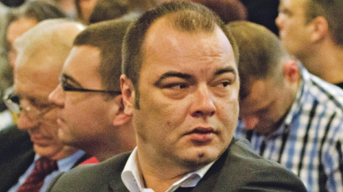 Ovo je estrada, a ne politika: Goran Ješić