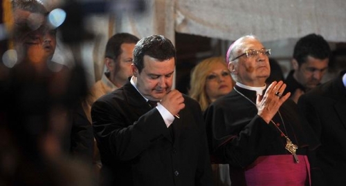 Premijer Ivica Dačić na vaskršnjoj liturgiji
