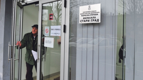 država prinuđena da bolje kontroliše zarade i imovinu pevača