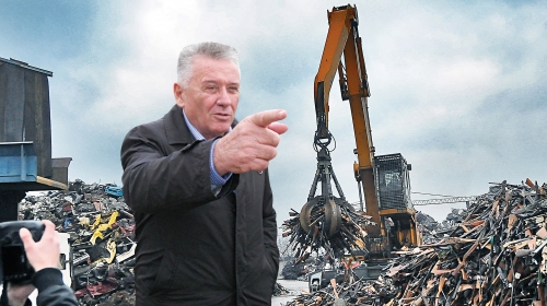 „Nabavili  smo i ono što suši zidove,  što ima onu  kofu“