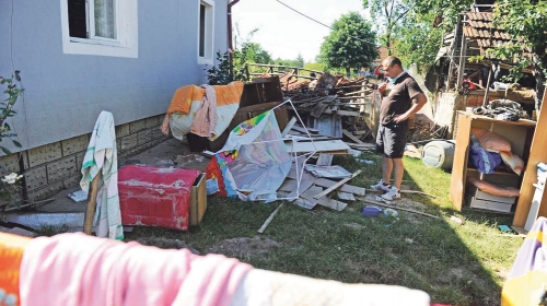 Sve stvari uništene