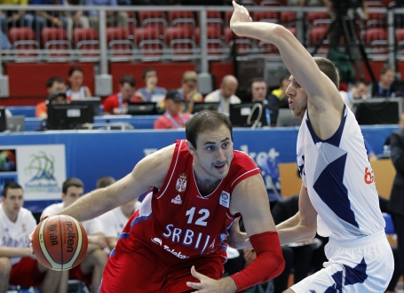 Briljira: Nenad Krstić