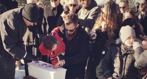 Siroto dete je umrlo posle deset dana Foto: Robyn and Josh Blyck Instagram