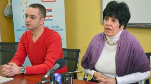 Vanredna pres konferencija Doma zdravlja