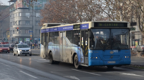 Iako su roditeljima obolele dece obećane besplatne karte, to se još nije desilo...