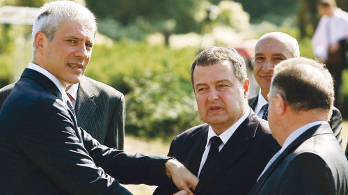 „Zaboravi,  zaboravi,  da  smo se ikad voleli ludo“:  Tadić i Dačić