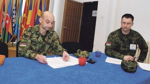 ...komandant se hitno obraća javnosti