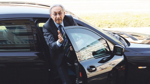 Ogladneo na  suđenju: Mišković juče  ispred suda