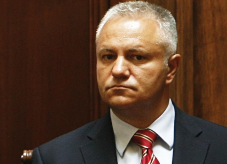 Ljulja mu  se: Dinkić