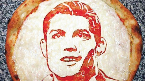 Mmmm, ukusan ovaj Pantelija. Pardon, Ronaldo...