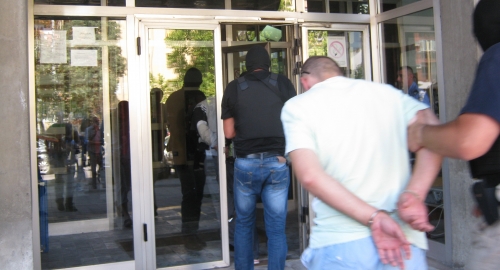 Hapšenje razbojnika