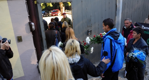 Paljenje sveća ubijenim gardistima / Foto: Vesna Lalić | Foto: 