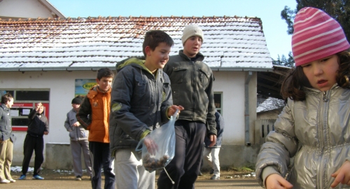 Prazničns atmosfera u selu Trnjanje kod Leskovca