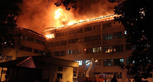 Nemiri u Sarajevu, Tuzli i Baihaću / Foto: AP, Beta, Reuters | Foto: 