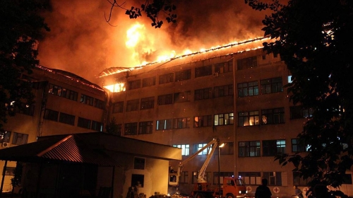 Nemiri u Sarajevu, Tuzli i Baihaću / Foto: AP, Beta, Reuters