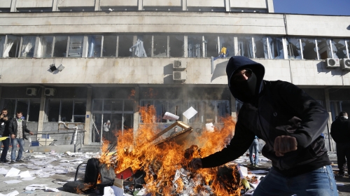 Nemiri u Sarajevu, Tuzli i Baihaću / Foto: AP, Beta, Reuters