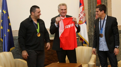 Asmir Kolašinac