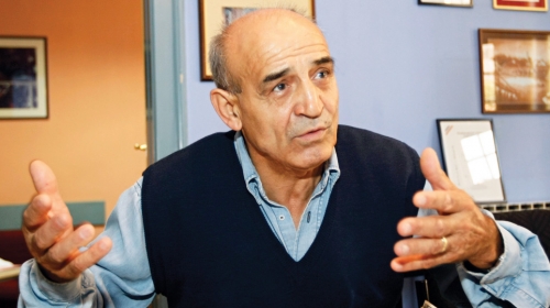 “Kežman, Čavić,  Peruničić, to su  ljudi koji nam mogu  pomoći”: Dr Dane  Korica