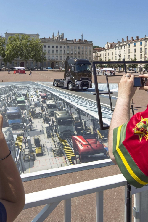 Fantastična Vertigo umetnost Foto: Reuters