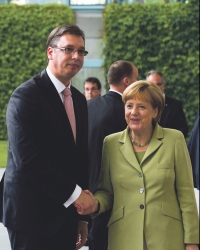 Izbor je pao na knjigu o  poznatom naučniku, jer je  Merkelova diplomirala fiziku